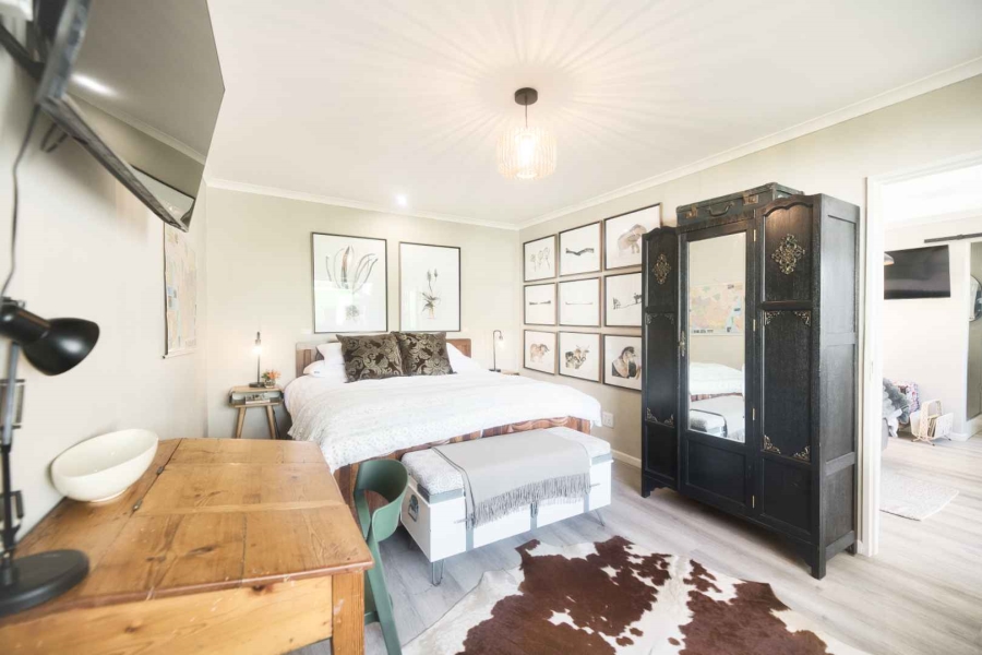 6 Bedroom Property for Sale in Northcliff Western Cape